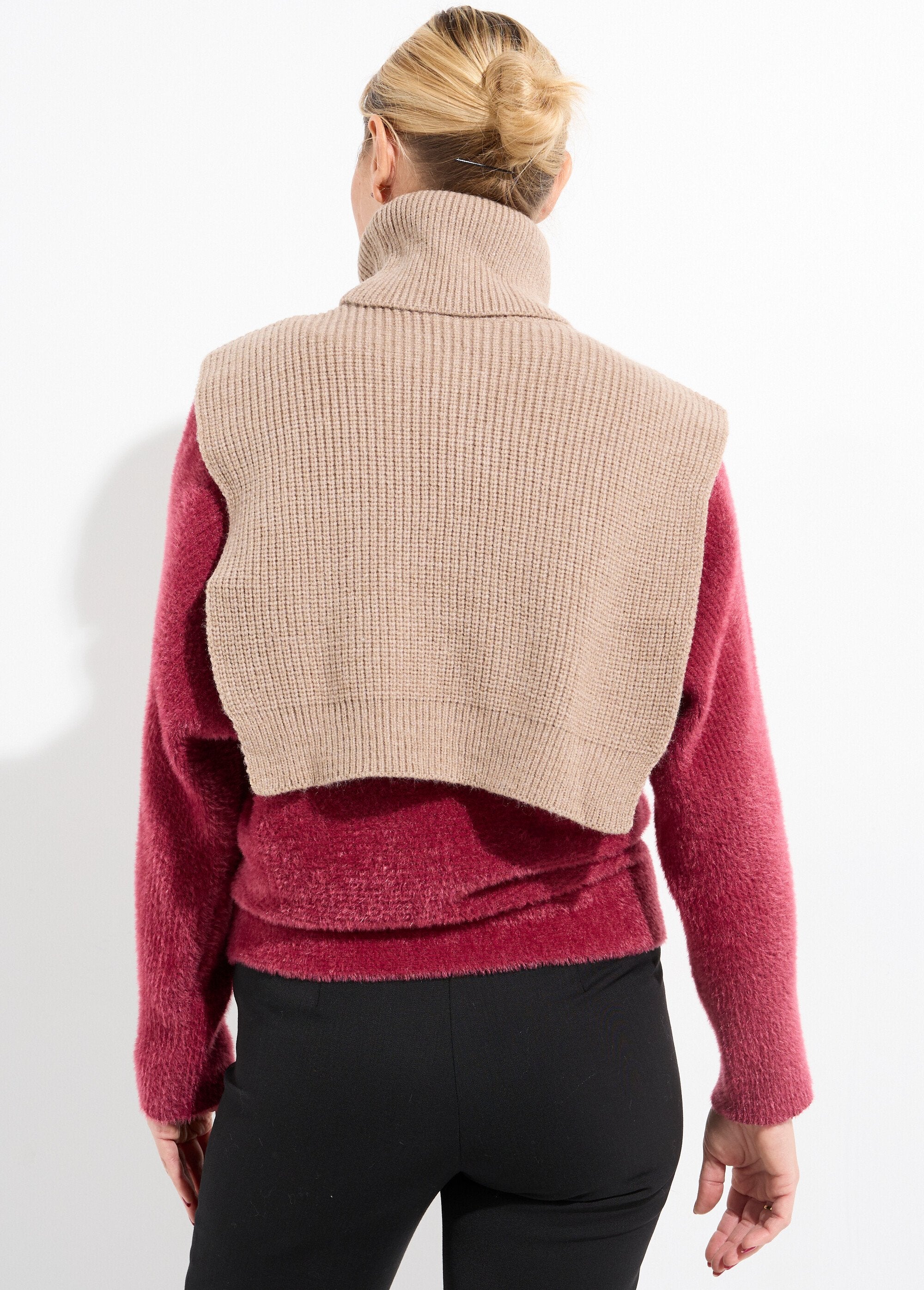 Babero_de_cuello_alto_de_punto_cálido_Lunar_DO1_slim