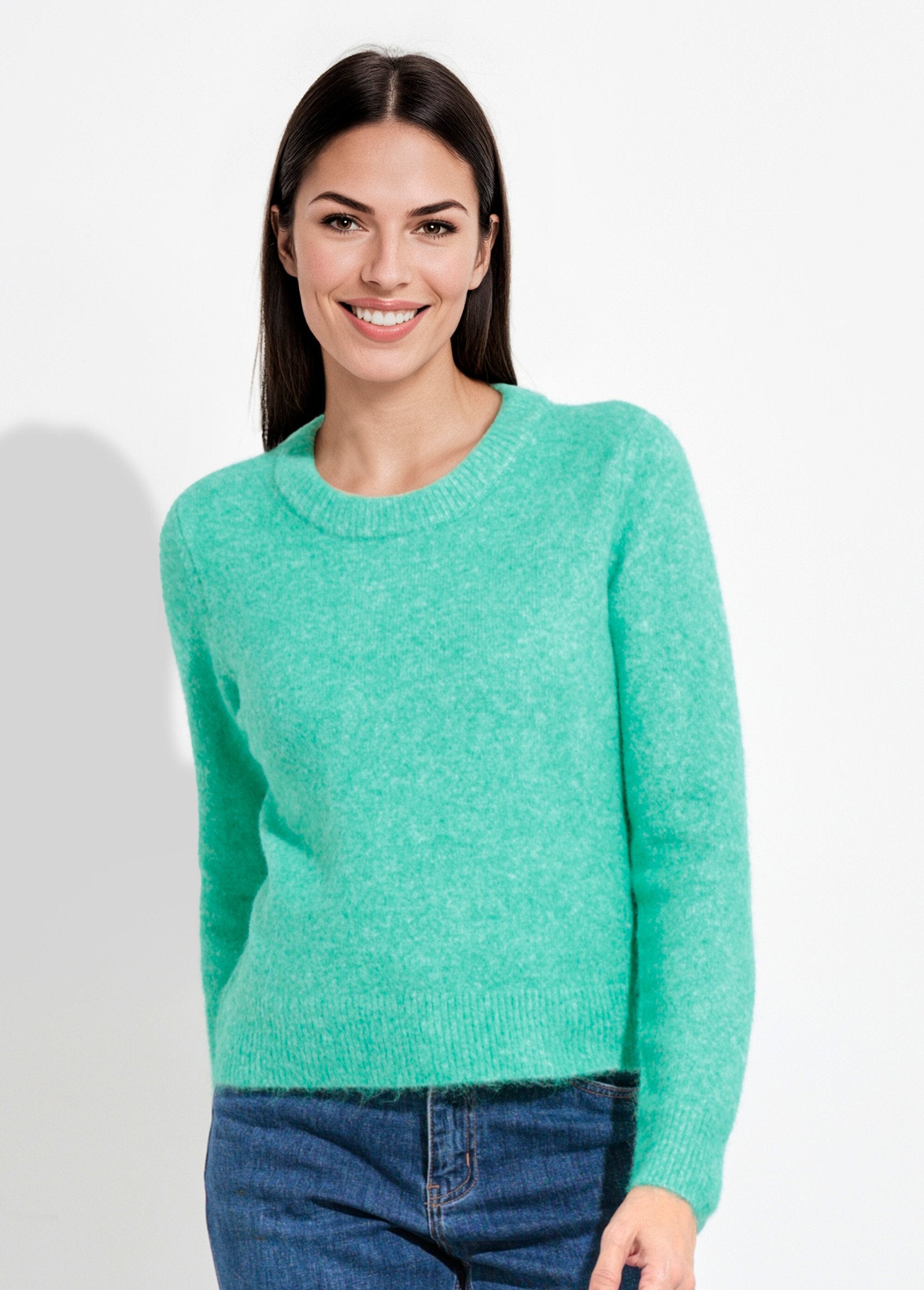 Suéter_cálido_y_esponjoso_de_lana_con_cuello_redondo_Verde_FA1_slim