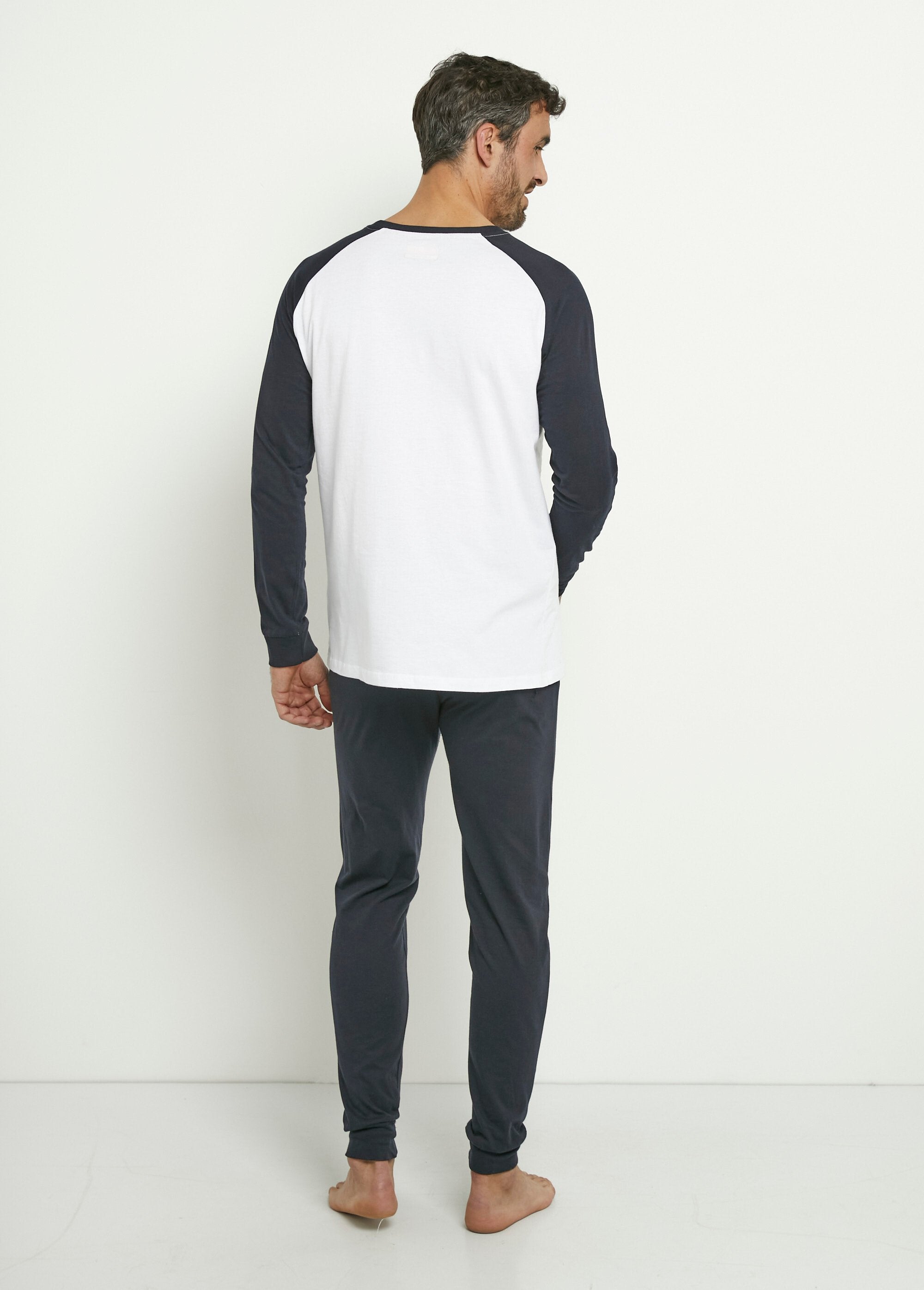 Pijama_largo_de_algodón_con_logo_colocado._Marina_DO1_slim
