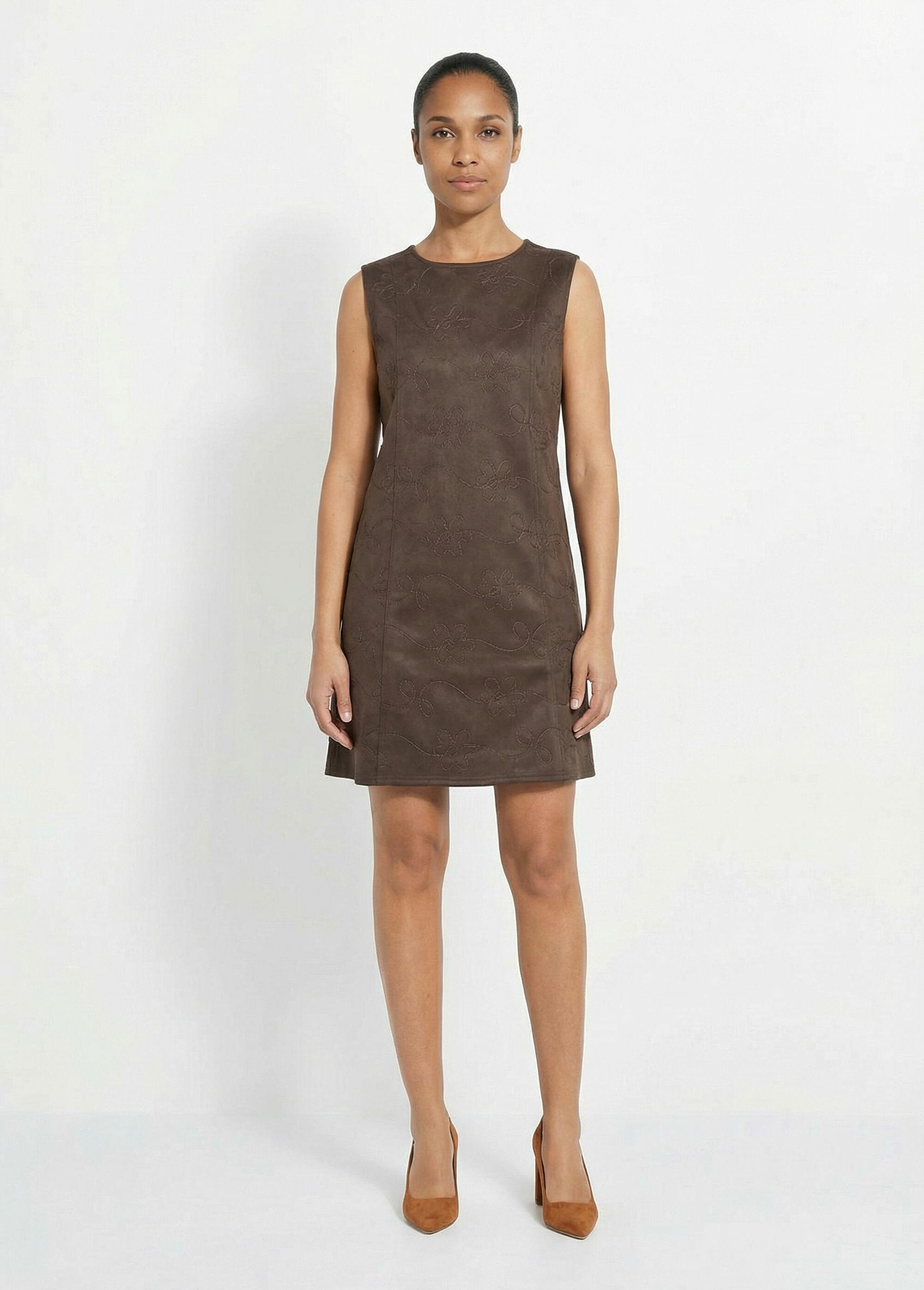 Vestido_estilo_pechera_de_ante_bordado_con_cuello_redondo_Chocolate_FA1_slim