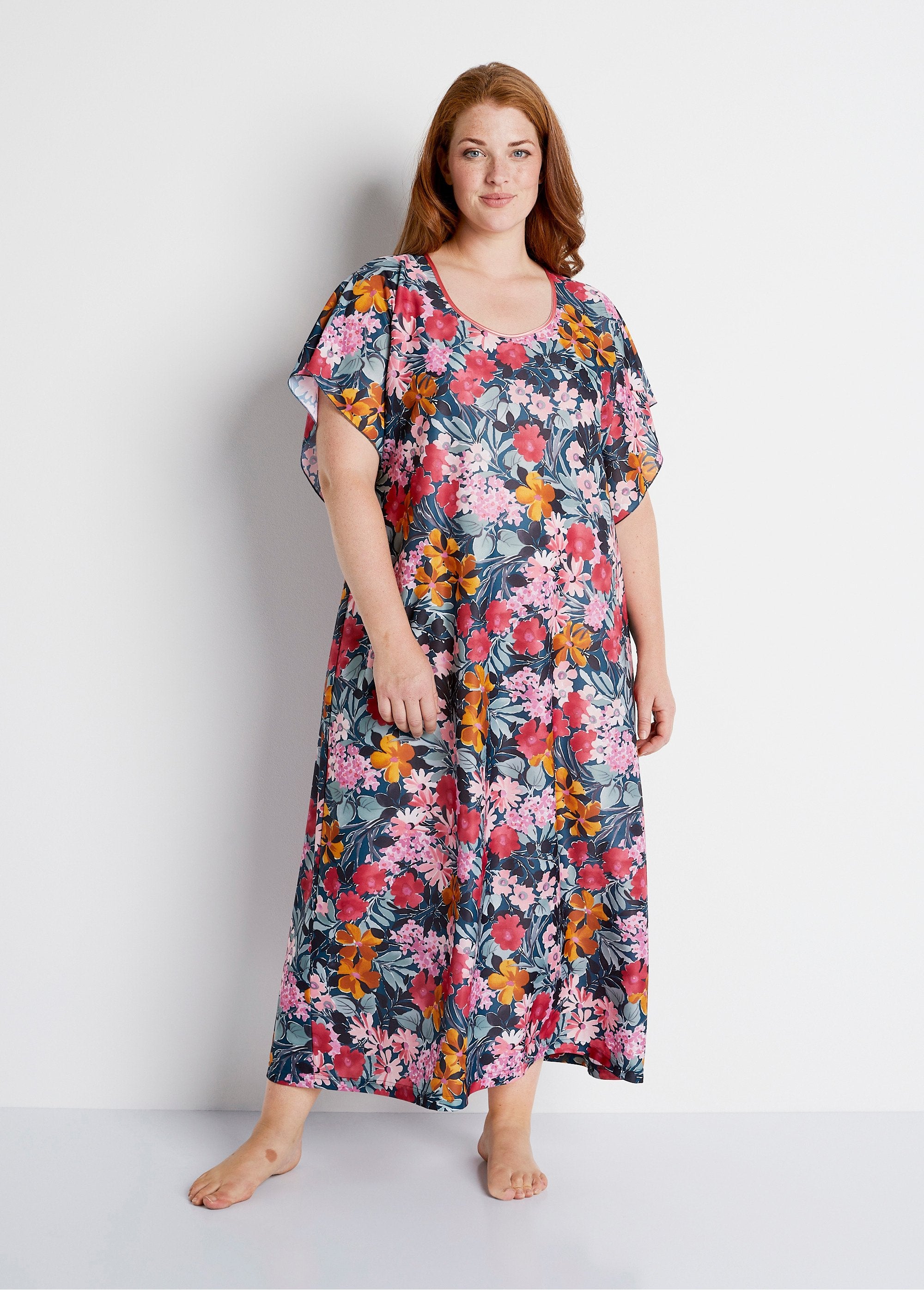 Vestido_de_azafata_punto_raso_estampado_Estampado_verde_FA1_curvy