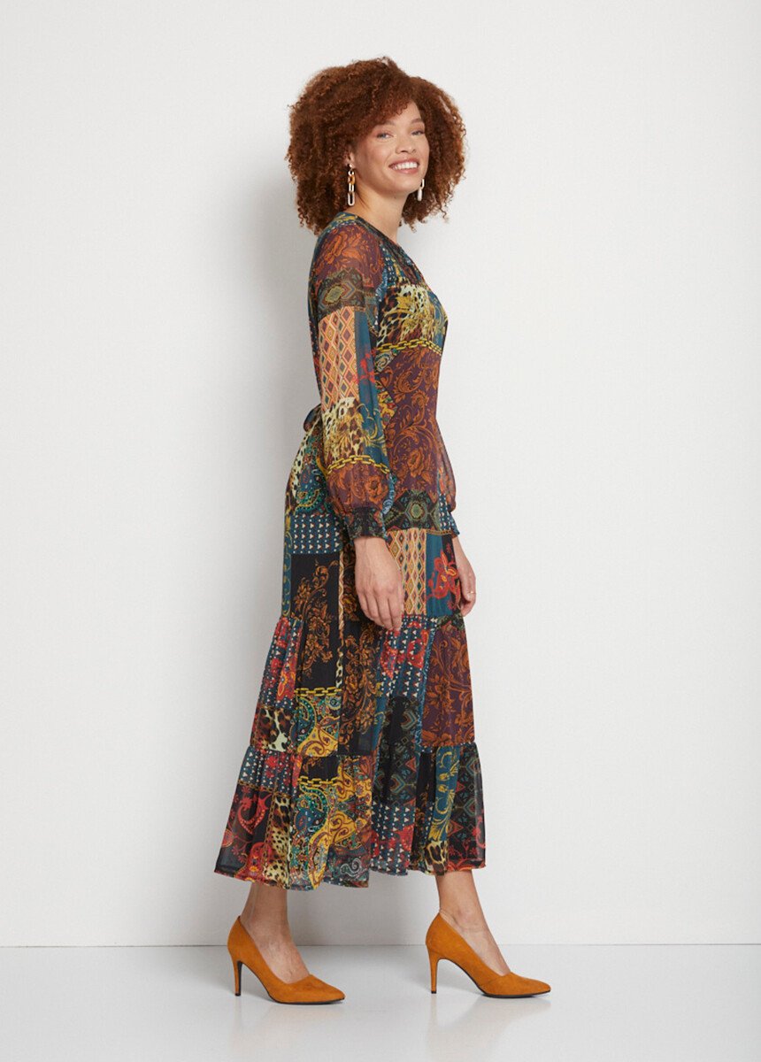 Vestido_maxi_con_volantes_y_estampado_patchwork_Estampado_multicolor_DR1_slim