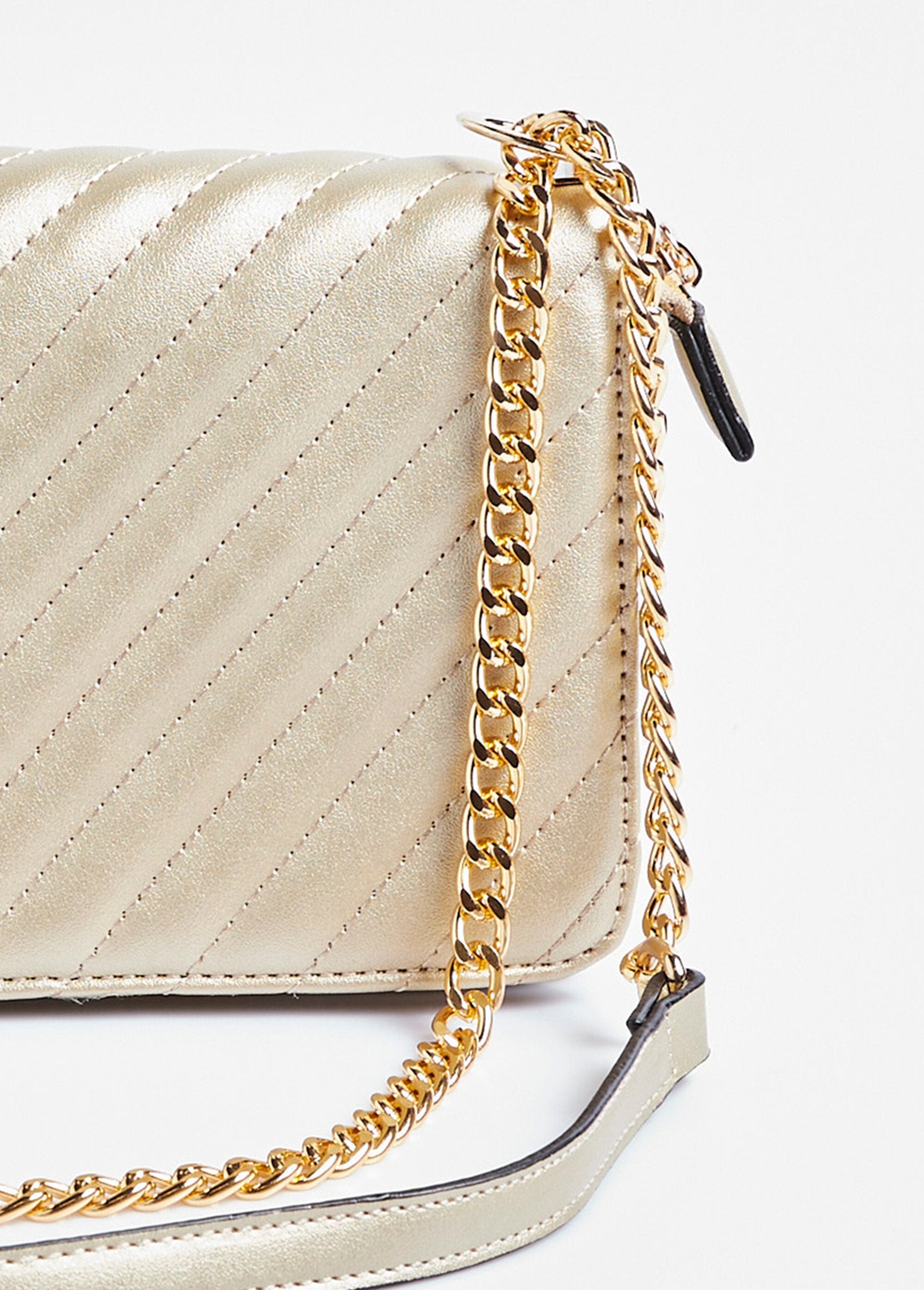 Bolso_de_mano_acolchado_con_costuras_de_chevron_Dorado_DE2_slim