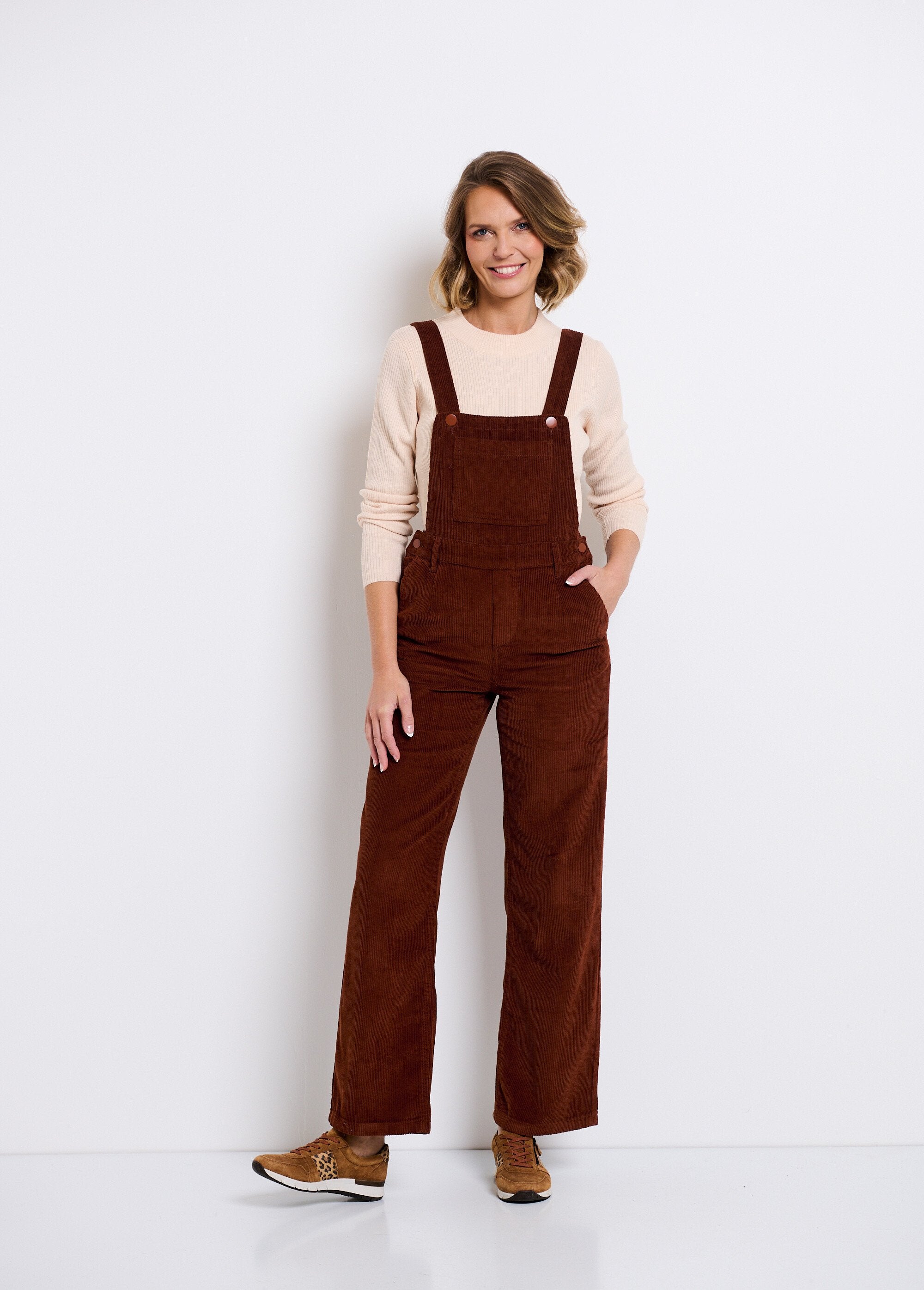 Peto_de_terciopelo_de_moda_Marron_SF1_slim