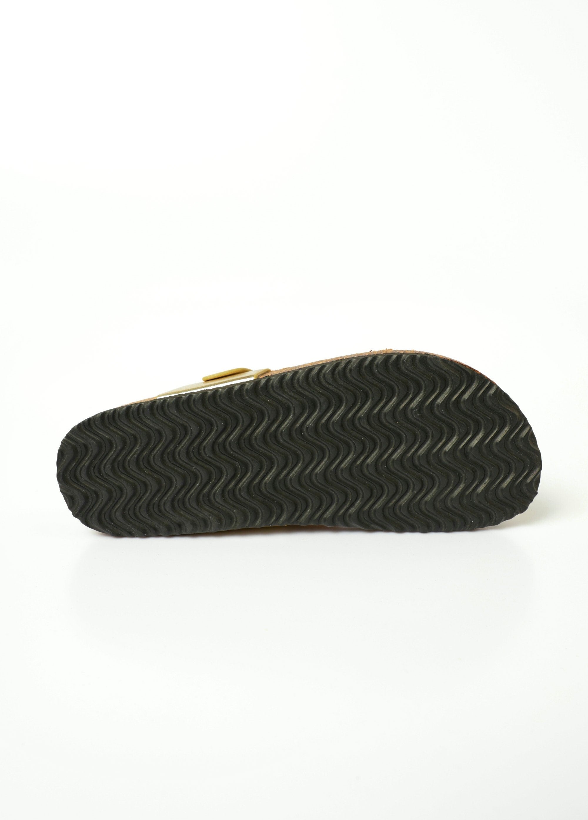 Sandalias_con_puntera_y_suela_ergonómica_Dorado_UN1_slim