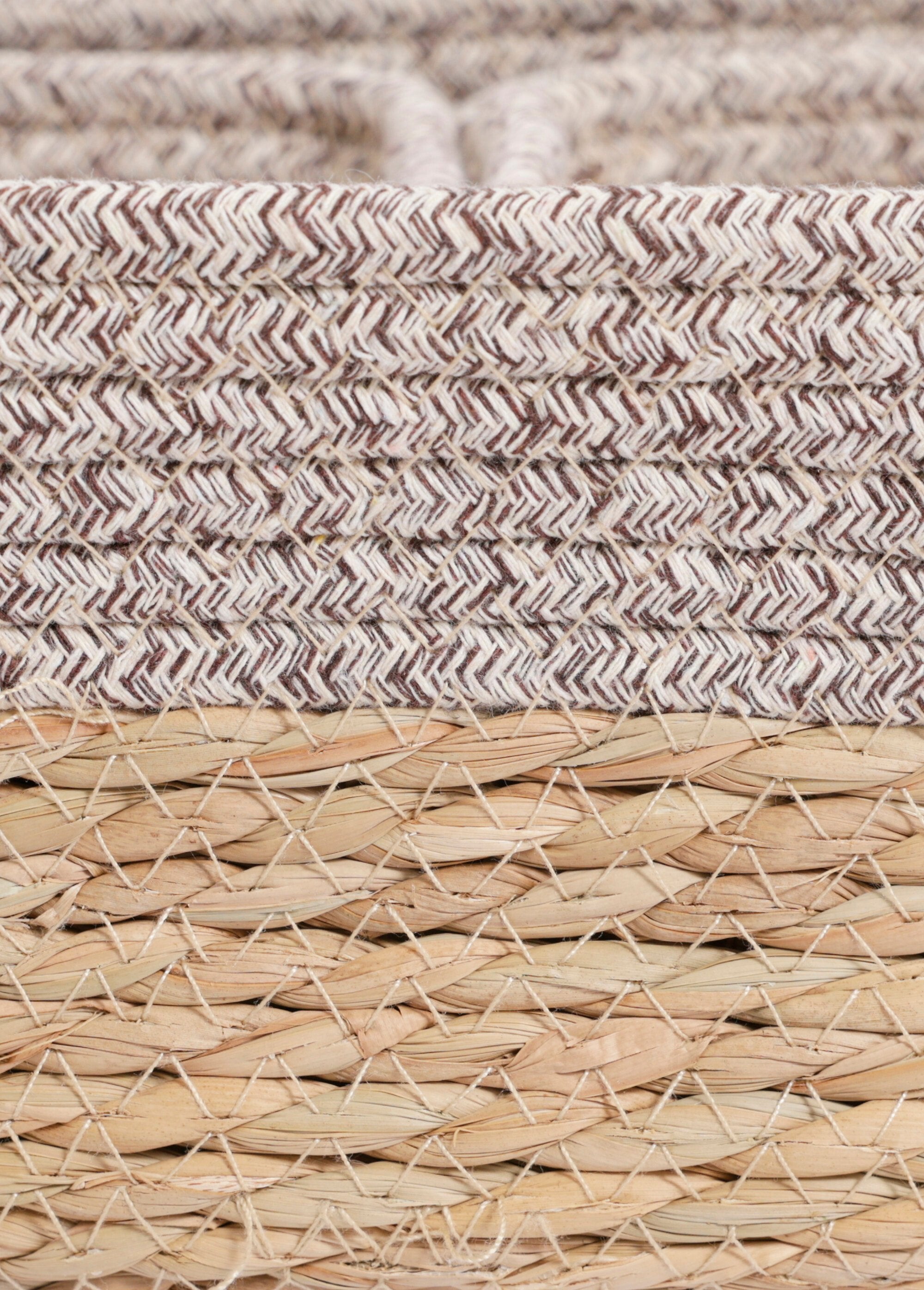 Juego_de_3_cestas_tejidas_surtidas_Castaño_DE2_slim