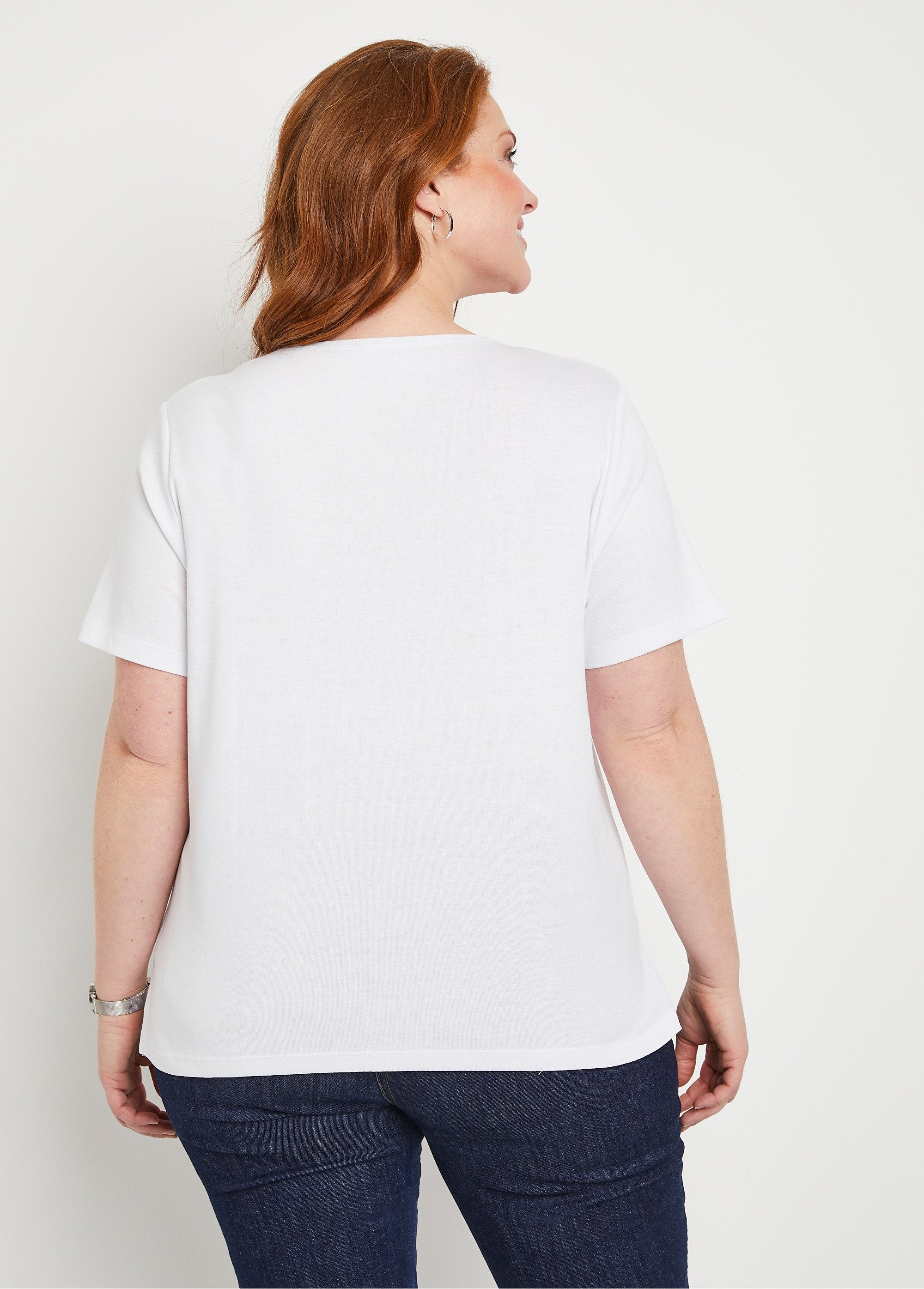 Camiseta_larga_de_manga_corta_Blanco,_Blanca_DO1_curvy