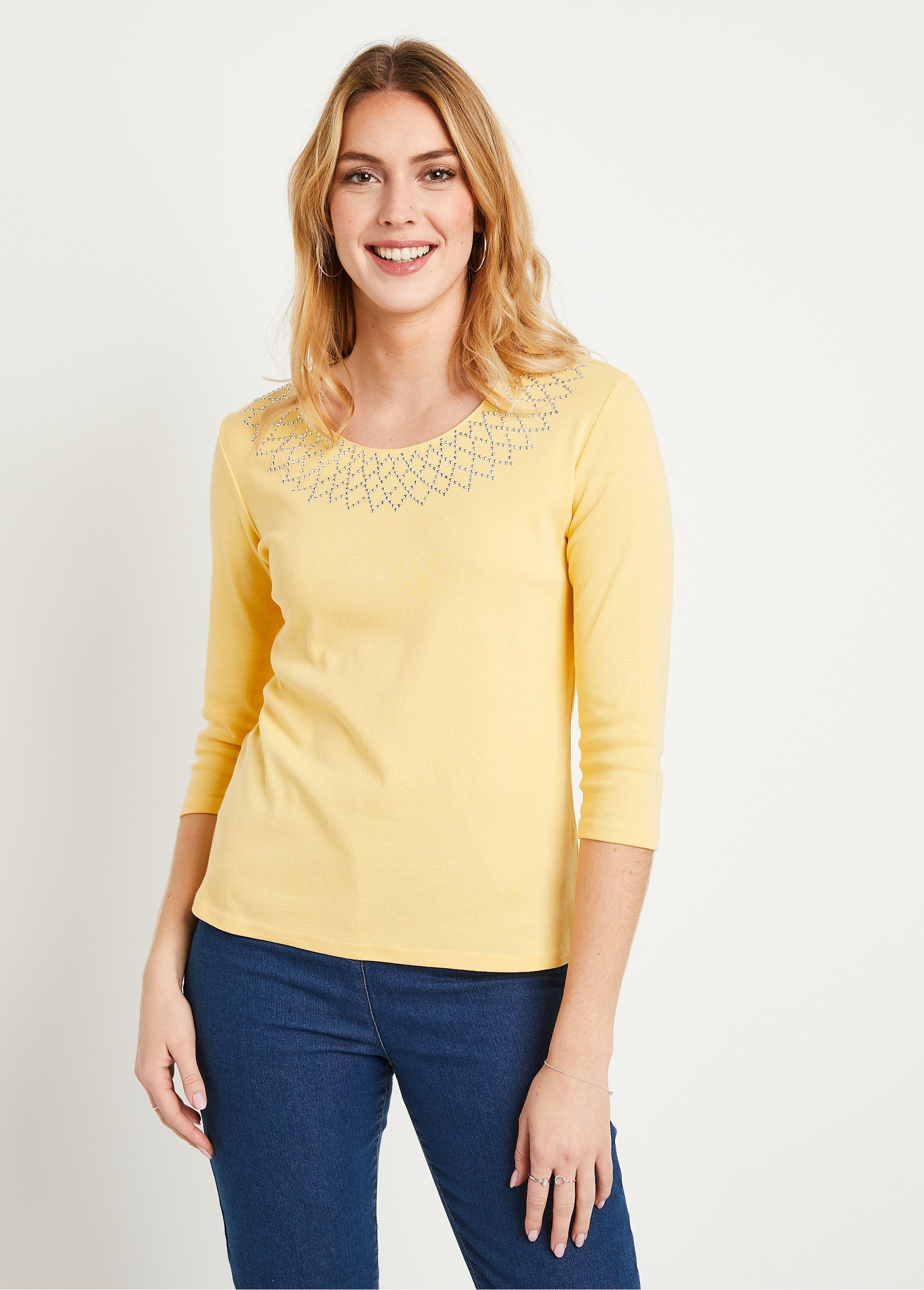 Camiseta_de_manga_3/4_con_tachuelas_AMARILLO_FA1_slim