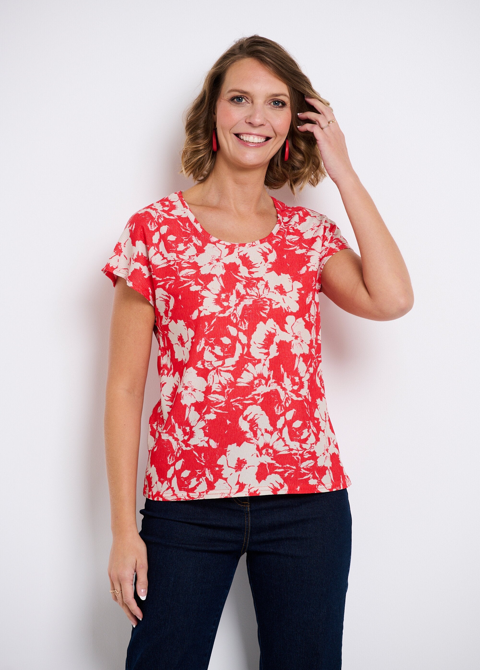 Camiseta_de_manga_corta_lisa_o_con_estampado_de_flores_rojo_y_beige_FA2_slim