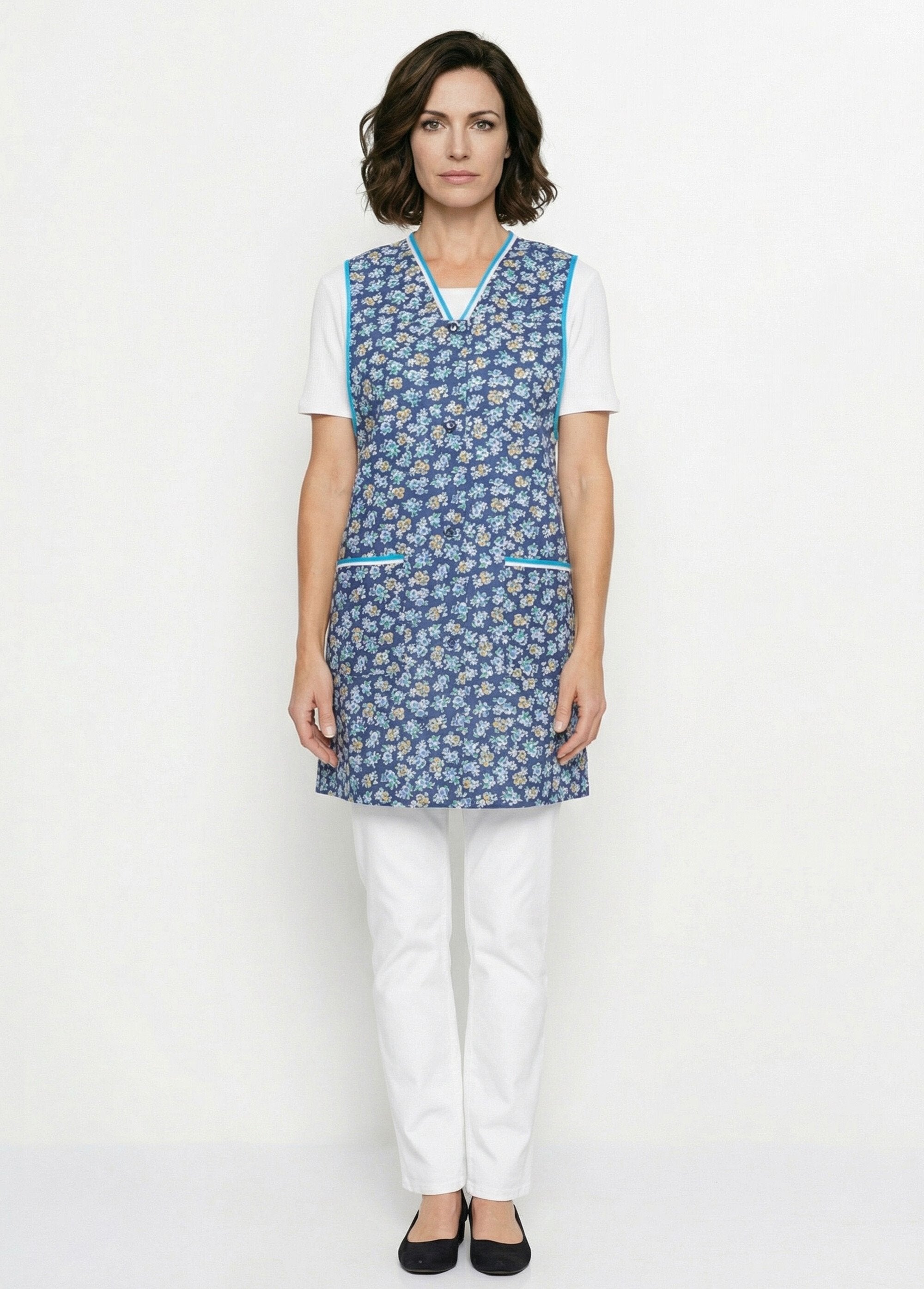 Delantal_corto_estampado_con_sisas_anchas_fondo_marino_FA1_slim