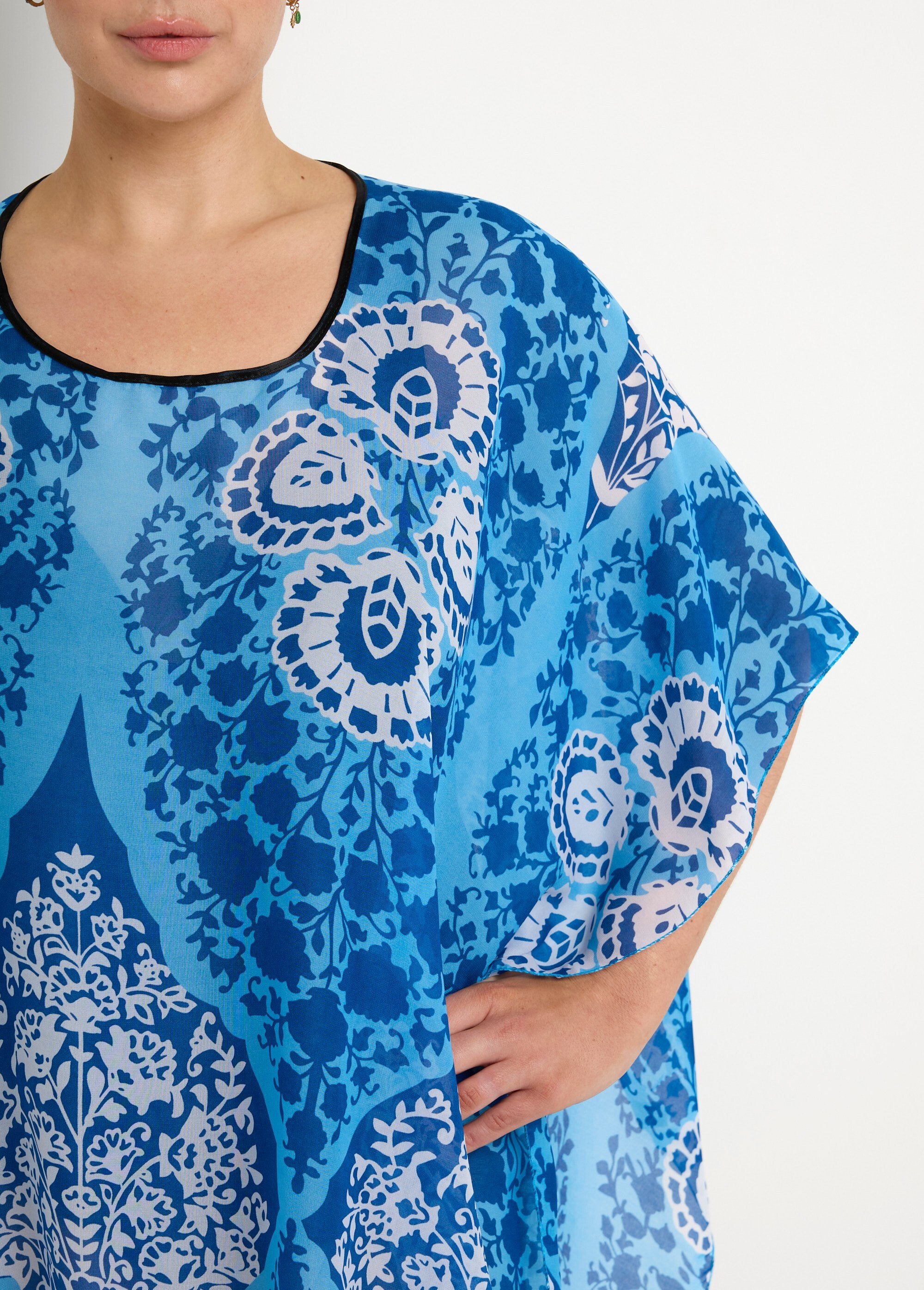 Túnica_de_playa_de_voile_con_estampado_de_azulejos_Azul_DE1_slim