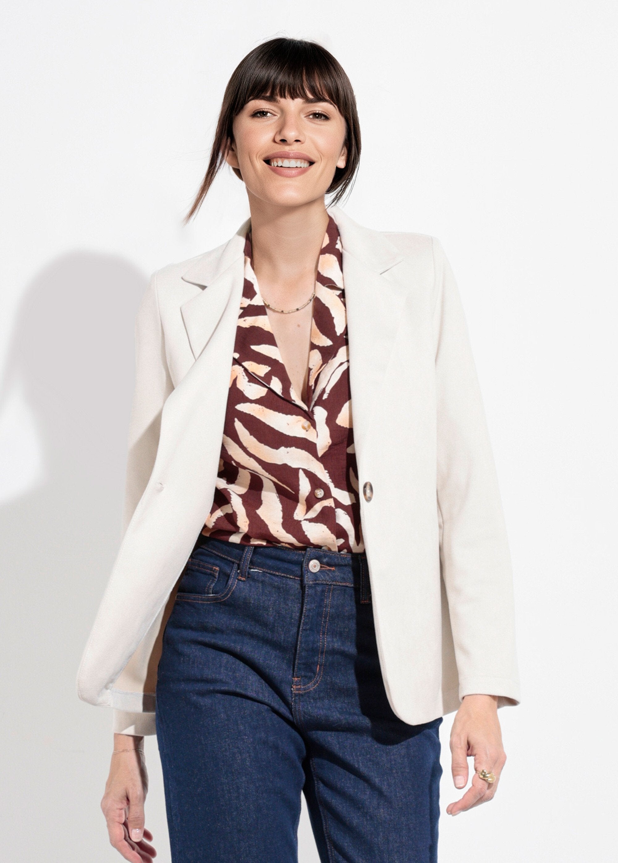 Chaqueta_de_cuello_sastre_de_sarga_suave_con_1_botón_Crudo_FA1_slim