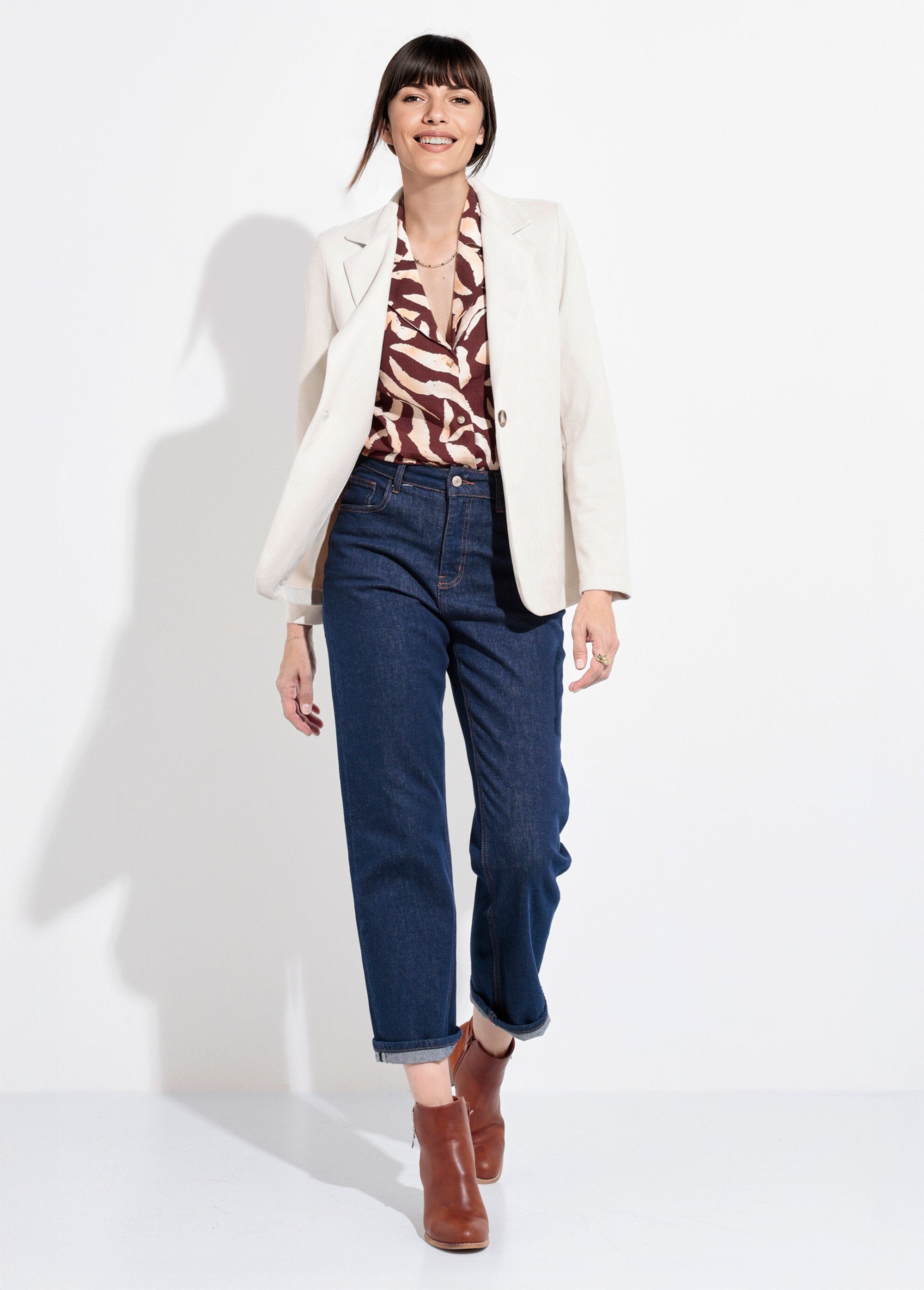 Chaqueta_de_cuello_sastre_de_sarga_suave_con_1_botón_Crudo_SF1_slim